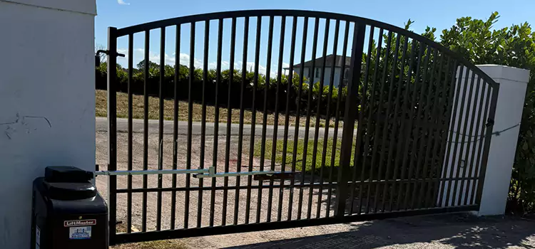 Driveway Fence Repair Wauwatosa