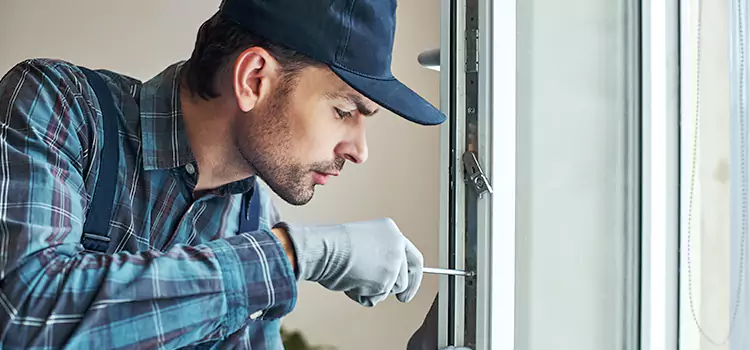 Emergency Response for Latch Issues Wauwatosa